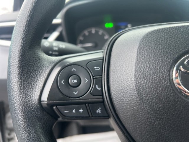 Used 2024 Toyota Corolla LE image 32