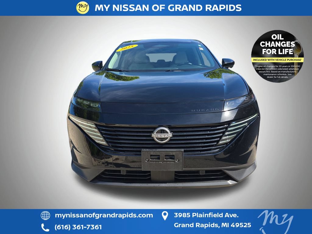 Used 2025 Nissan Murano SV AWD/4WD image 3