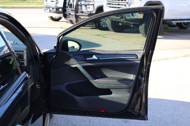 Used 2015 Volkswagen GTI S FWD image 37