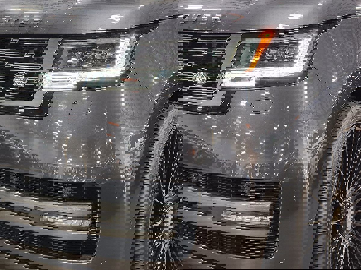 Used 2024 Land Rover Range Rover Long Wheelbase Autobiography image 14