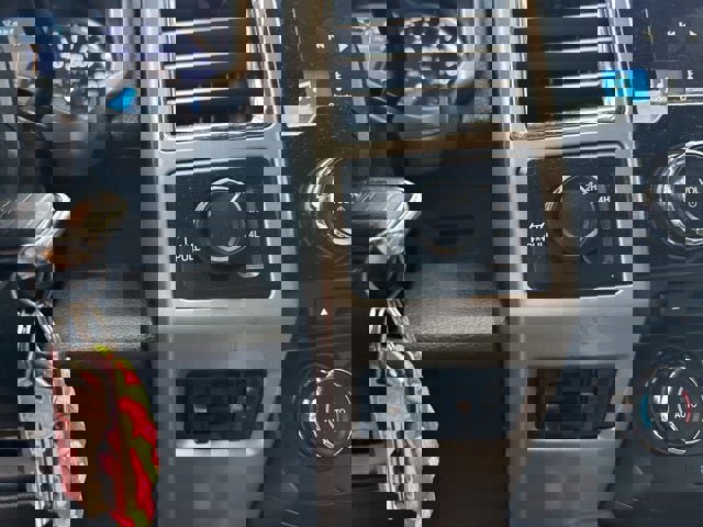 Used 2017 Ford F250 Lariat w/ Lariat Value Package image 16