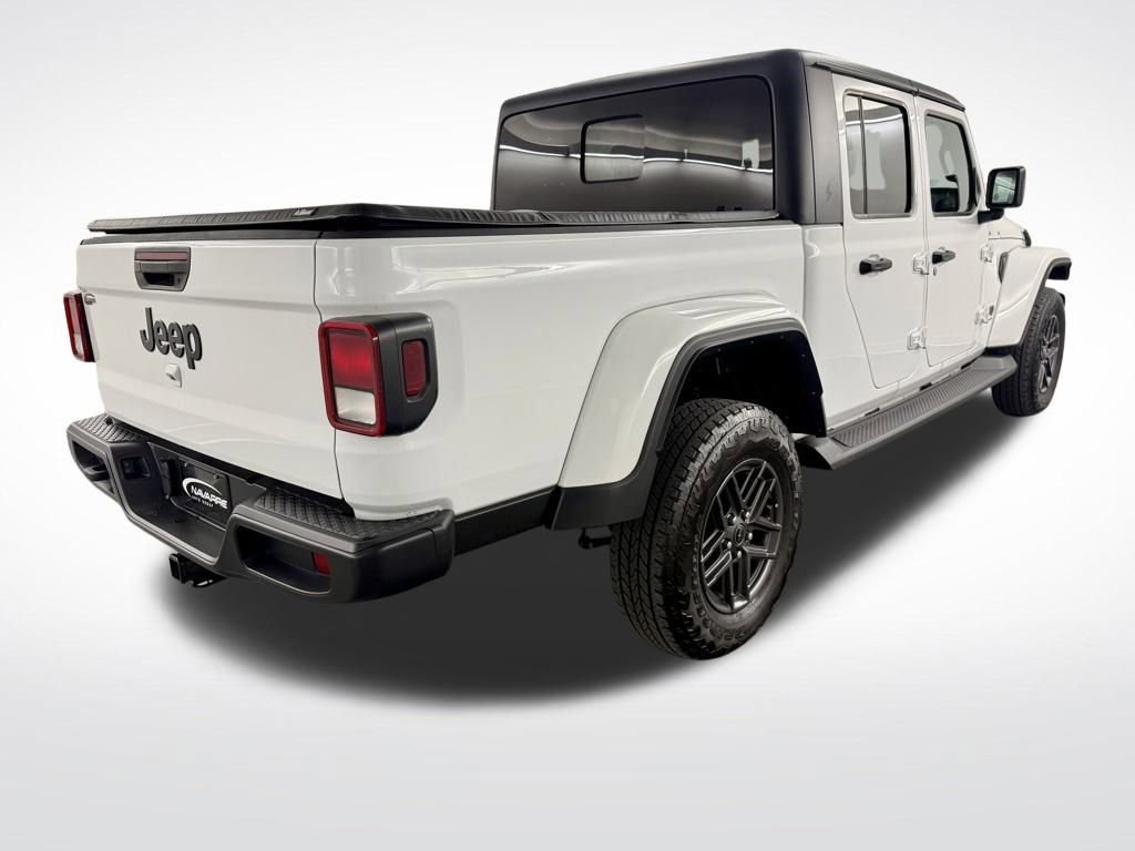 Used 2024 Jeep Gladiator Sport image 8