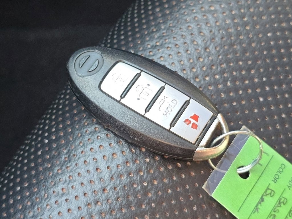 Used 2011 INFINITI G37 Journey w/ Premium Pkg image 27