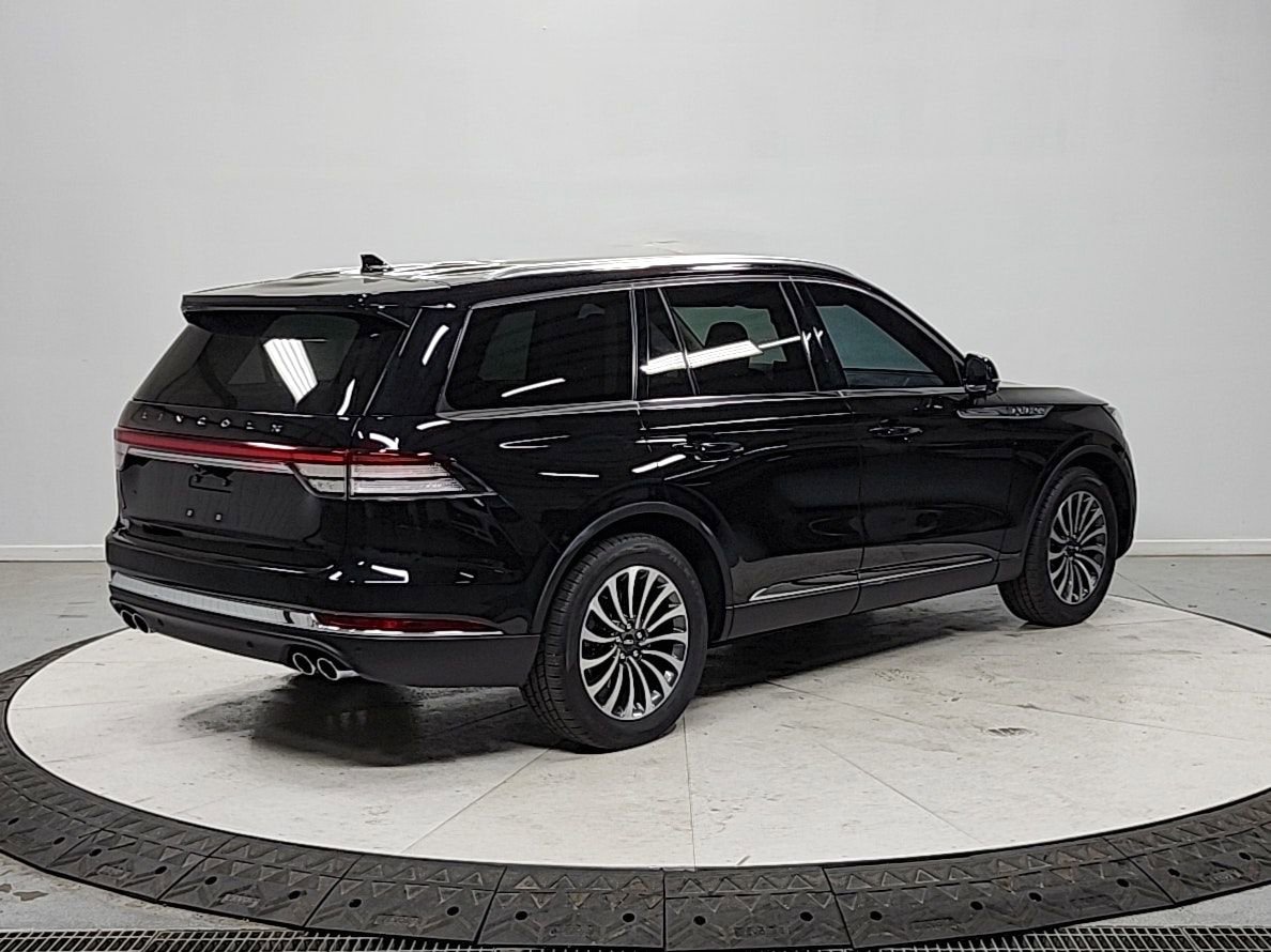 Used 2023 Lincoln Aviator Reserve w/ Elements Package Plus image 7