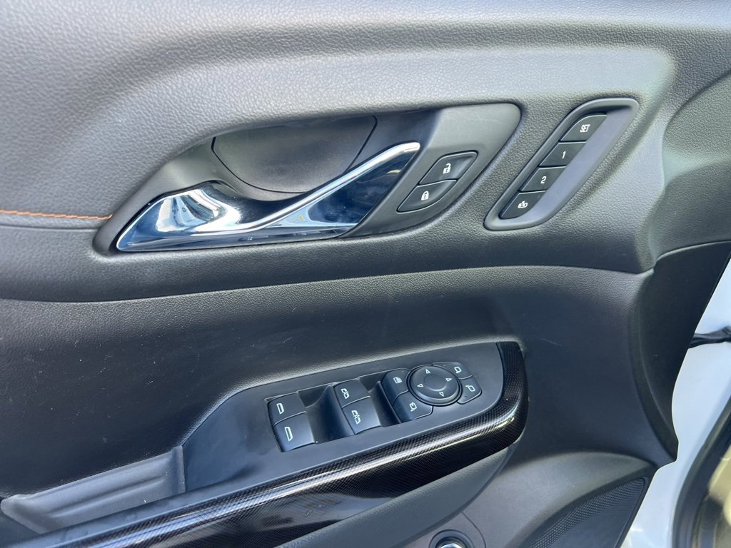 Used 2023 GMC Acadia AT4 w/ Preferred Package image 22