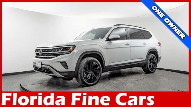 Used 2022 Volkswagen Atlas SE w/ Black Wheel Package