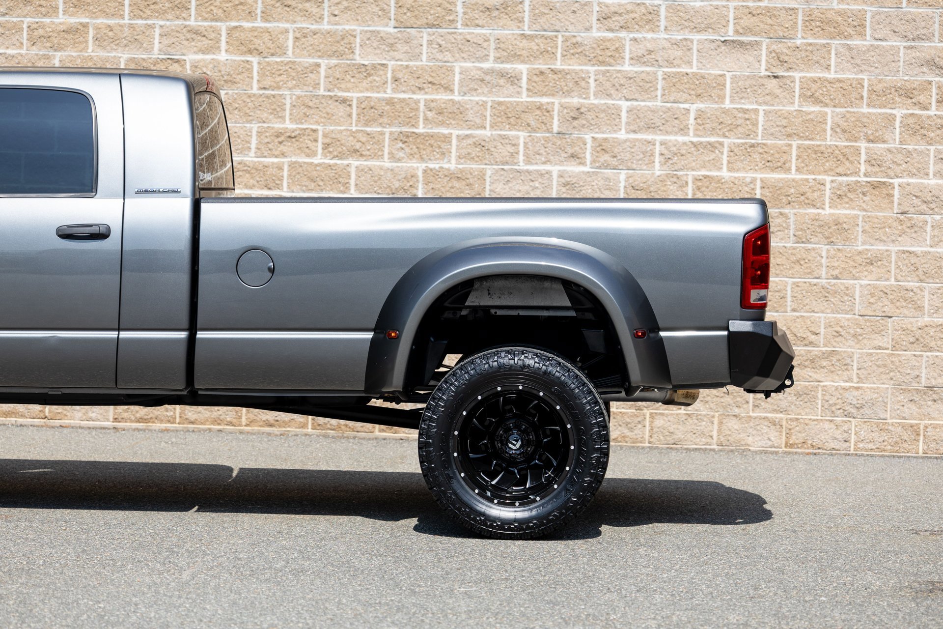 Used 2006 Dodge Ram 3500 Truck SLT AWD/4WD image 7
