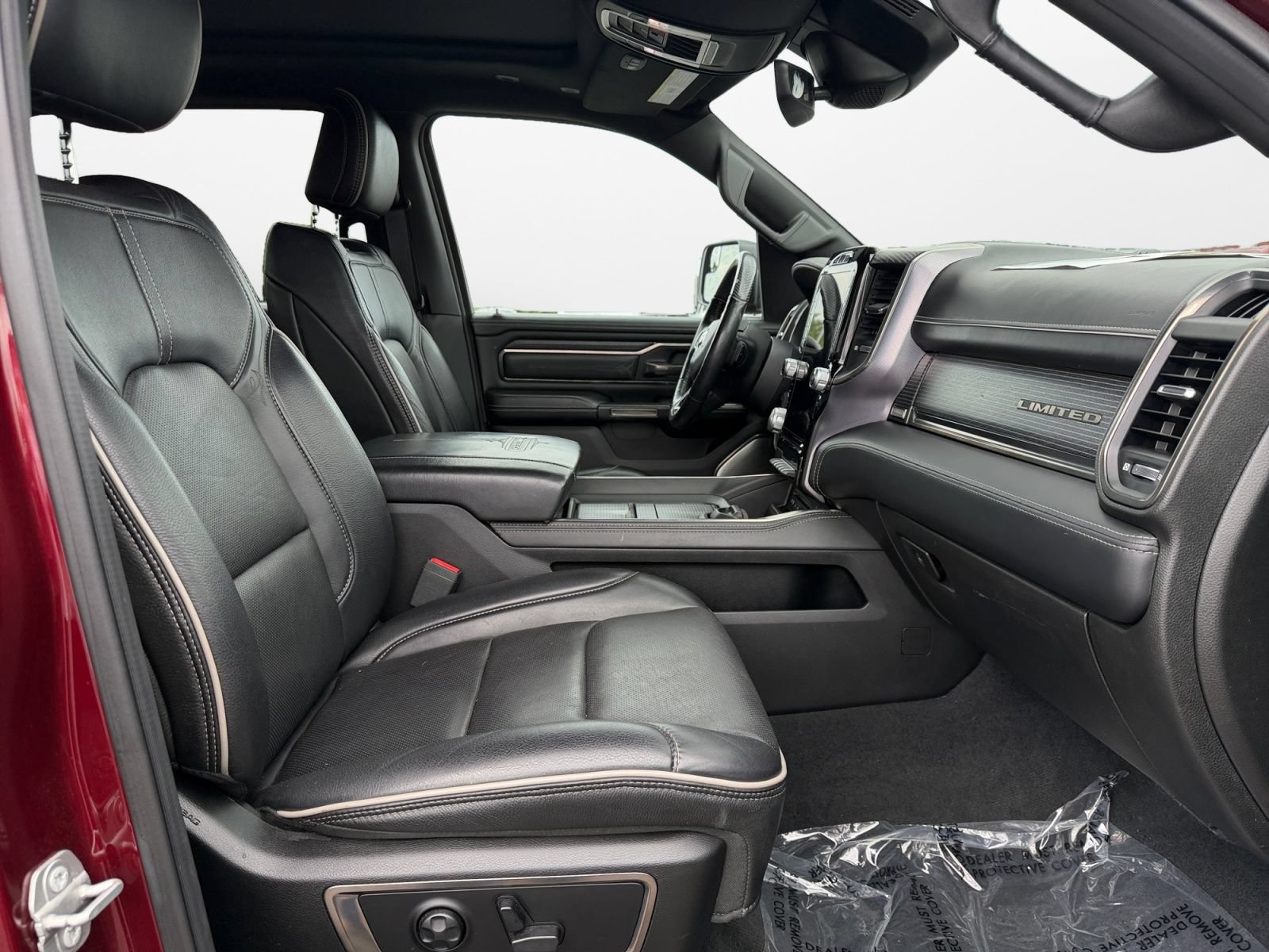 Used 2019 RAM 1500 Limited AWD/4WD image 17