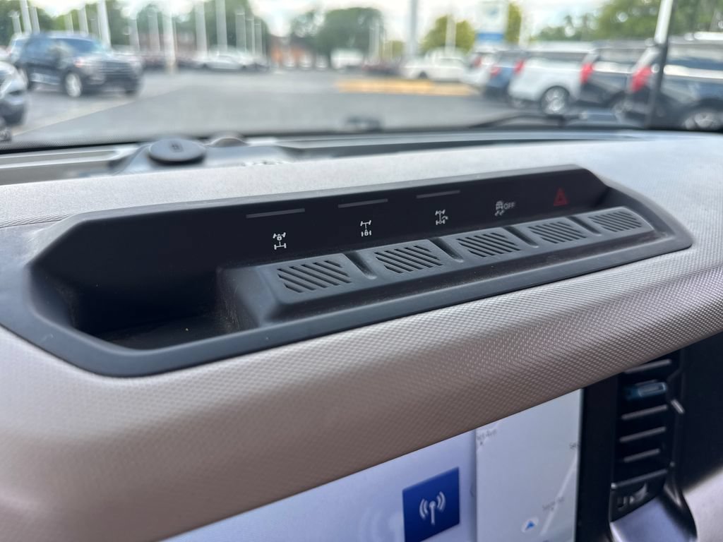 Used 2023 Ford Bronco Wildtrak AWD/4WD image 27