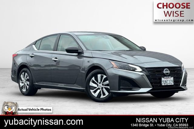 Used 2025 Nissan Altima 2.5 S image 1