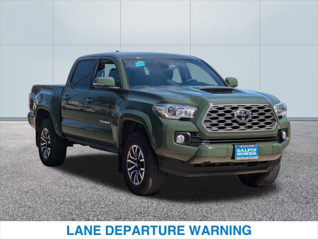 Used 2022 Toyota Tacoma TRD Sport w/ Technology Package image 4
