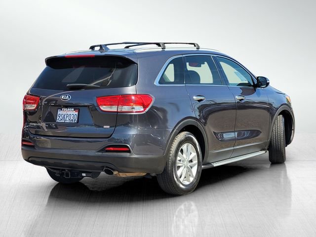 Used 2018 Kia Sorento FWD image 4