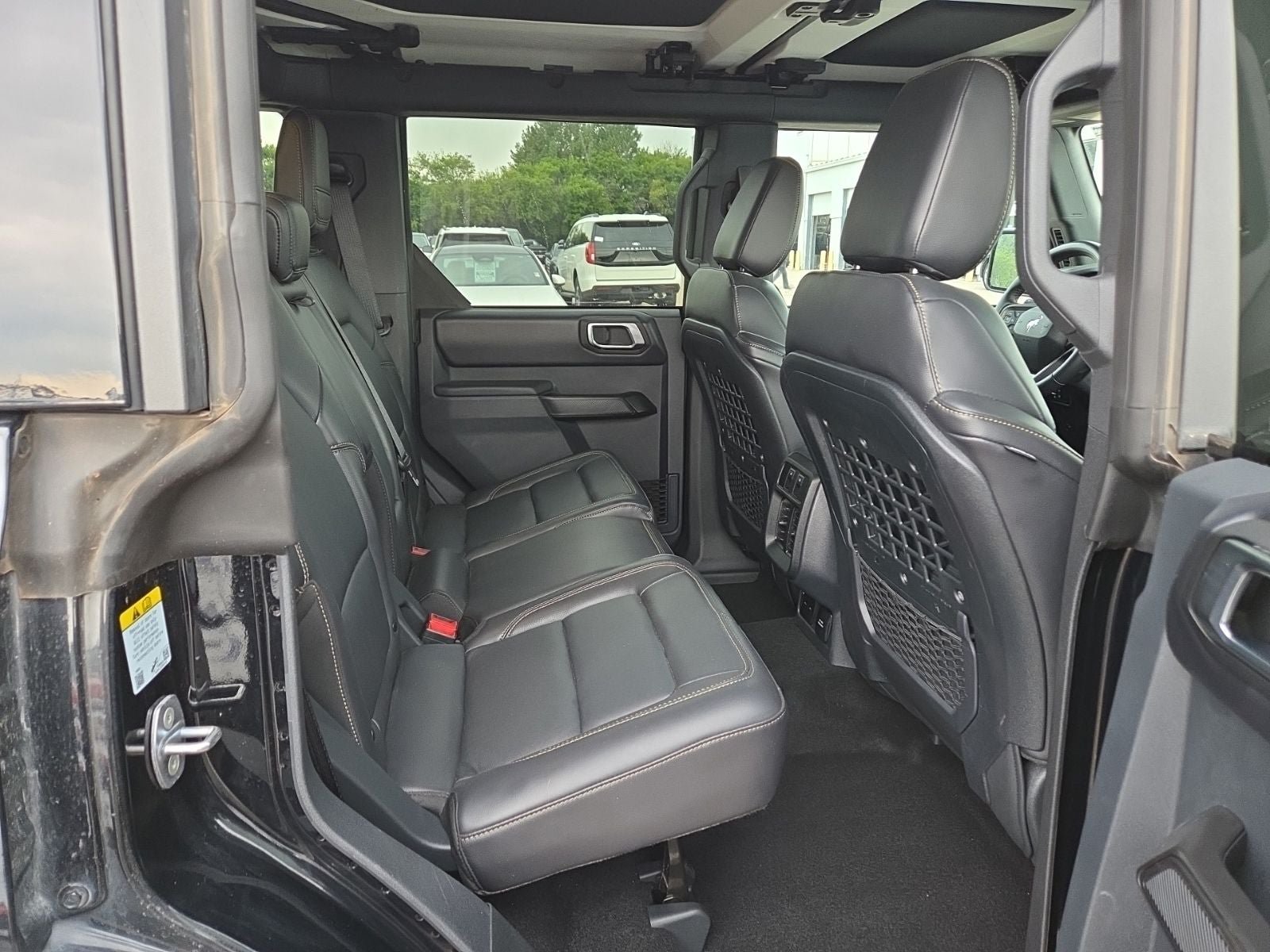 Used 2025 Ford Bronco Badlands AWD/4WD image 15