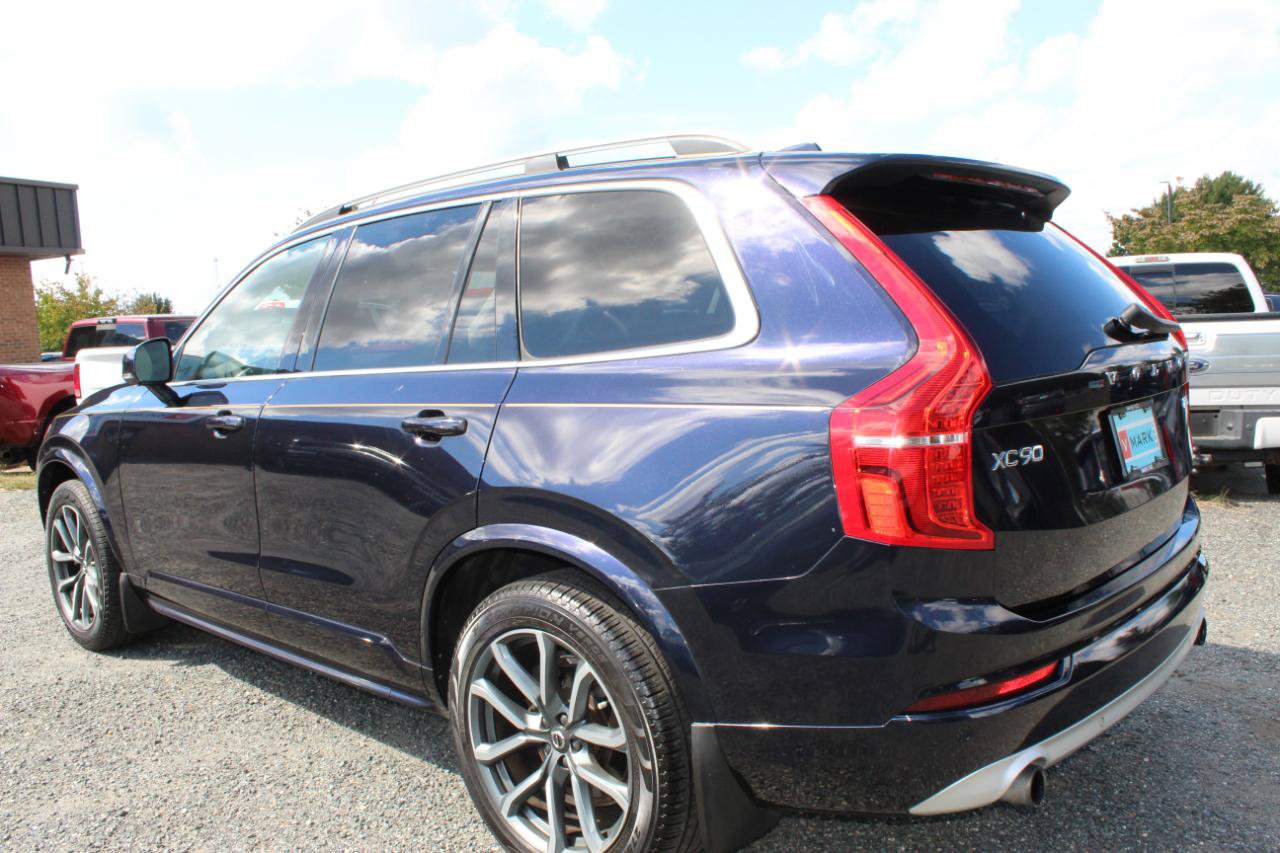Used 2019 Volvo XC90 T5 Momentum w/ Protection Package AWD/4WD image 4