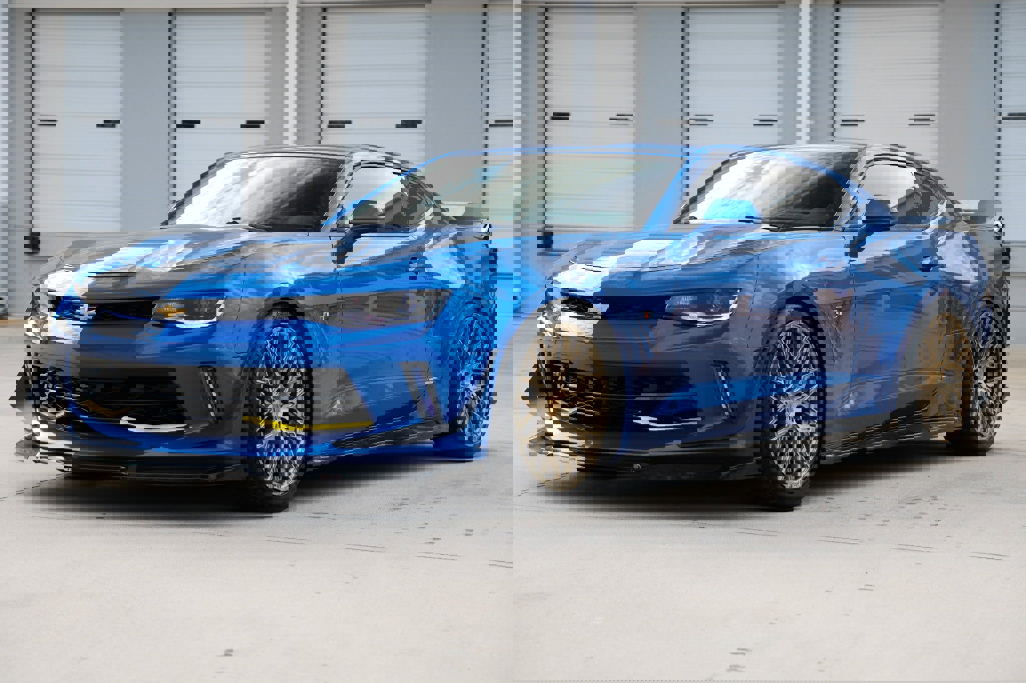 Used 2017 Chevrolet Camaro LT image 4