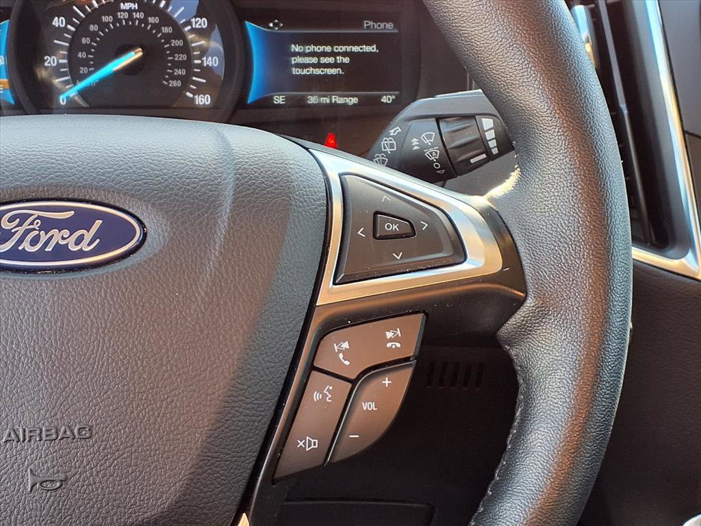 Used 2024 Ford Edge Titanium image 19