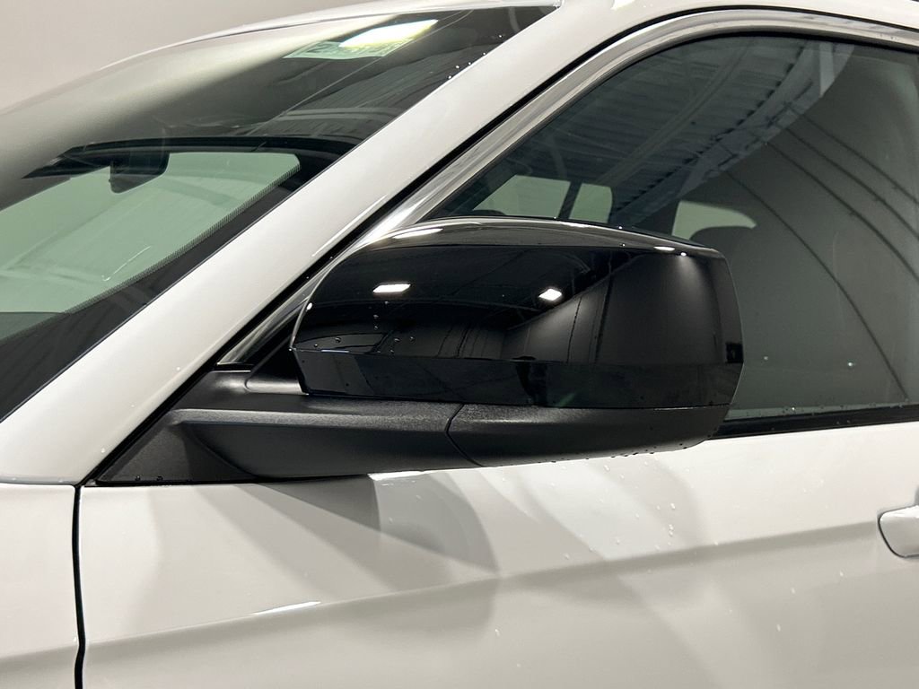 New 2025 Jeep Grand Cherokee Laredo w/ Luxury Tech Group I image 12