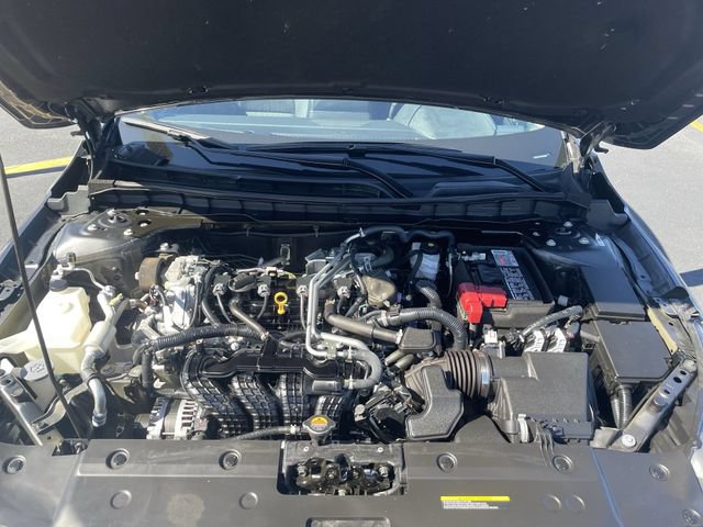 Used 2025 Nissan Altima 2.5 SV FWD image 42