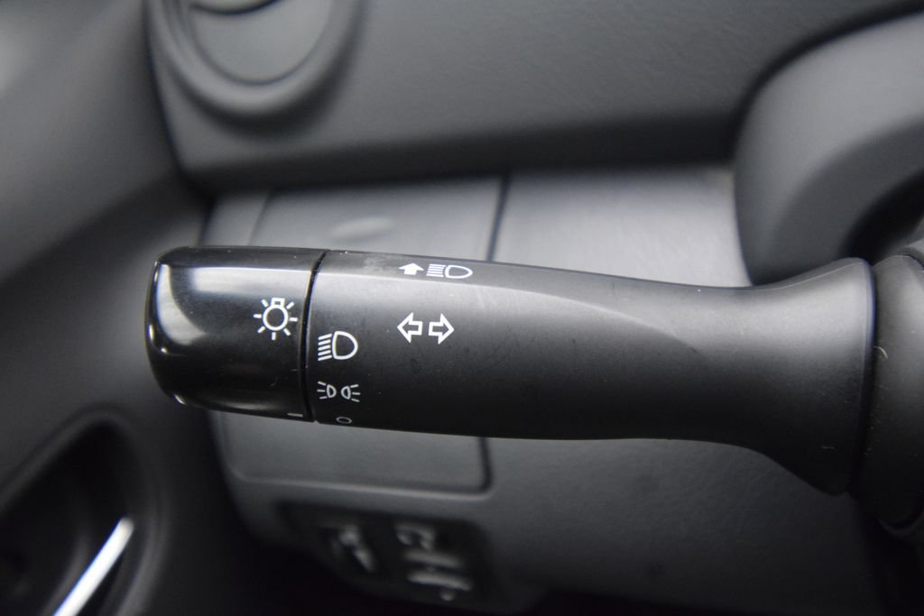 Used 2010 Toyota Yaris Sedan FWD image 28