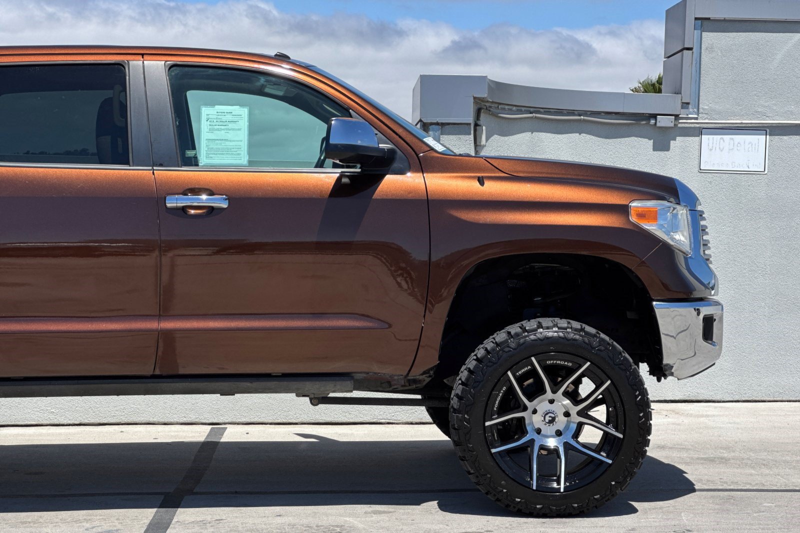 Used 2016 Toyota Tundra Limited w/ Limited Premium Package AWD/4WD image 34
