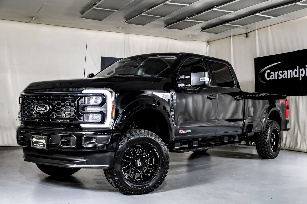 Used 2024 Ford F350 Lariat w/ Lariat Ultimate Package AWD/4WD image 5