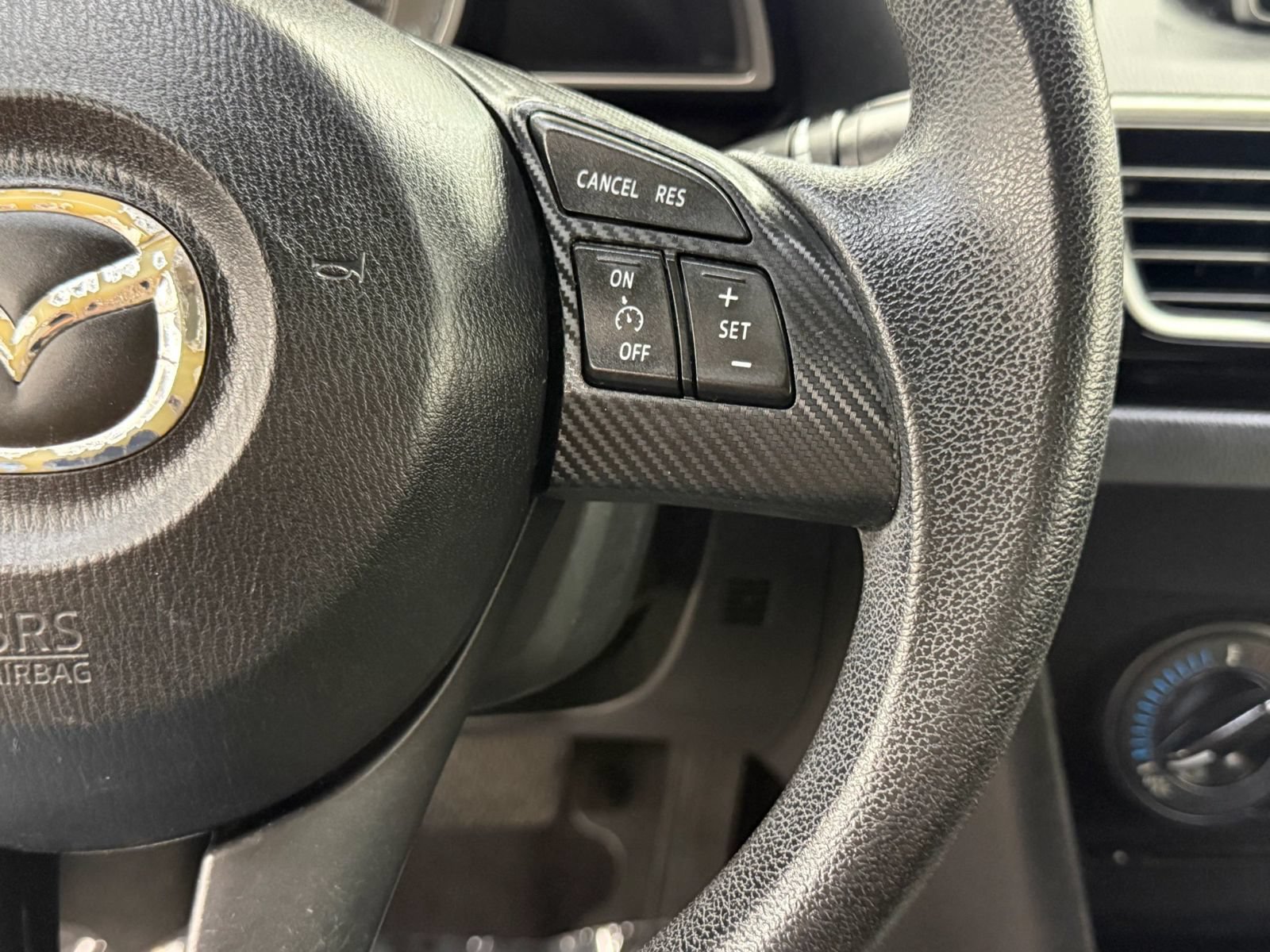 Used 2014 MAZDA MAZDA3 i Sport FWD image 28
