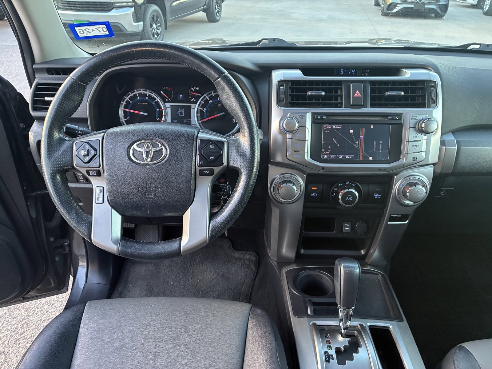 Used 2015 Toyota 4Runner SR5 Premium image 4