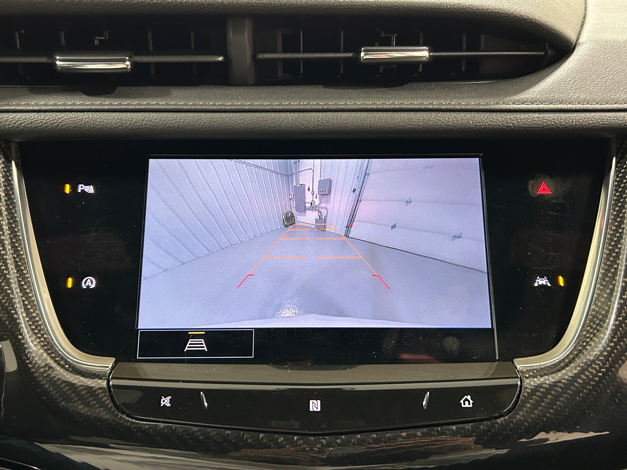 Used 2021 Cadillac XT6 Sport w/ LPO, Floor Liner Package AWD/4WD image 9