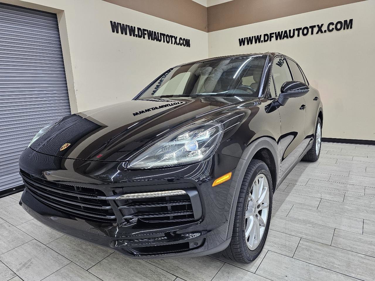 Used 2020 Porsche Cayenne AWD/4WD image 2