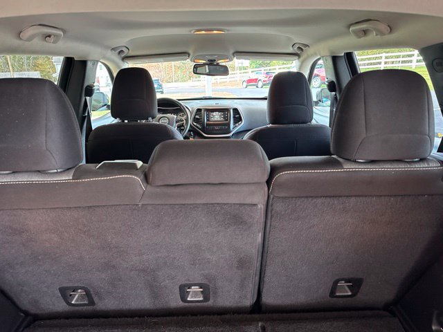 Used 2014 Jeep Cherokee Latitude AWD/4WD image 30
