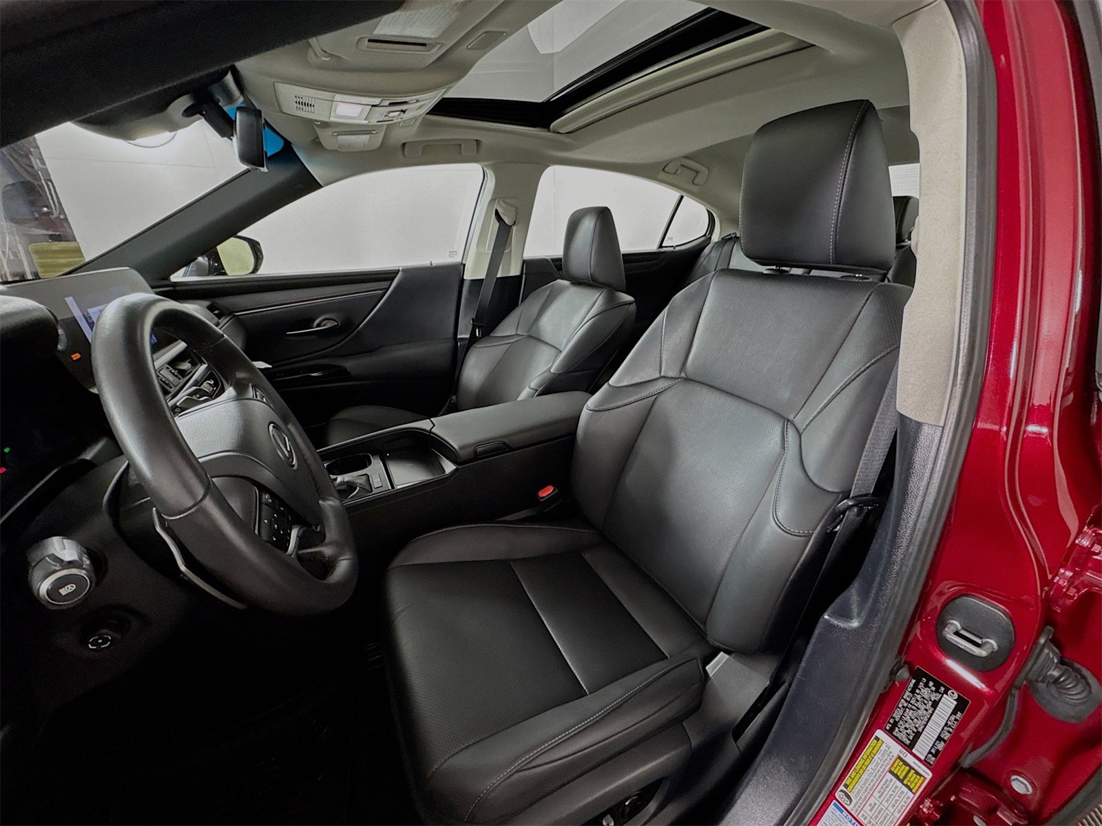 Used 2023 Lexus ES 250 w/ Premium Package image 10