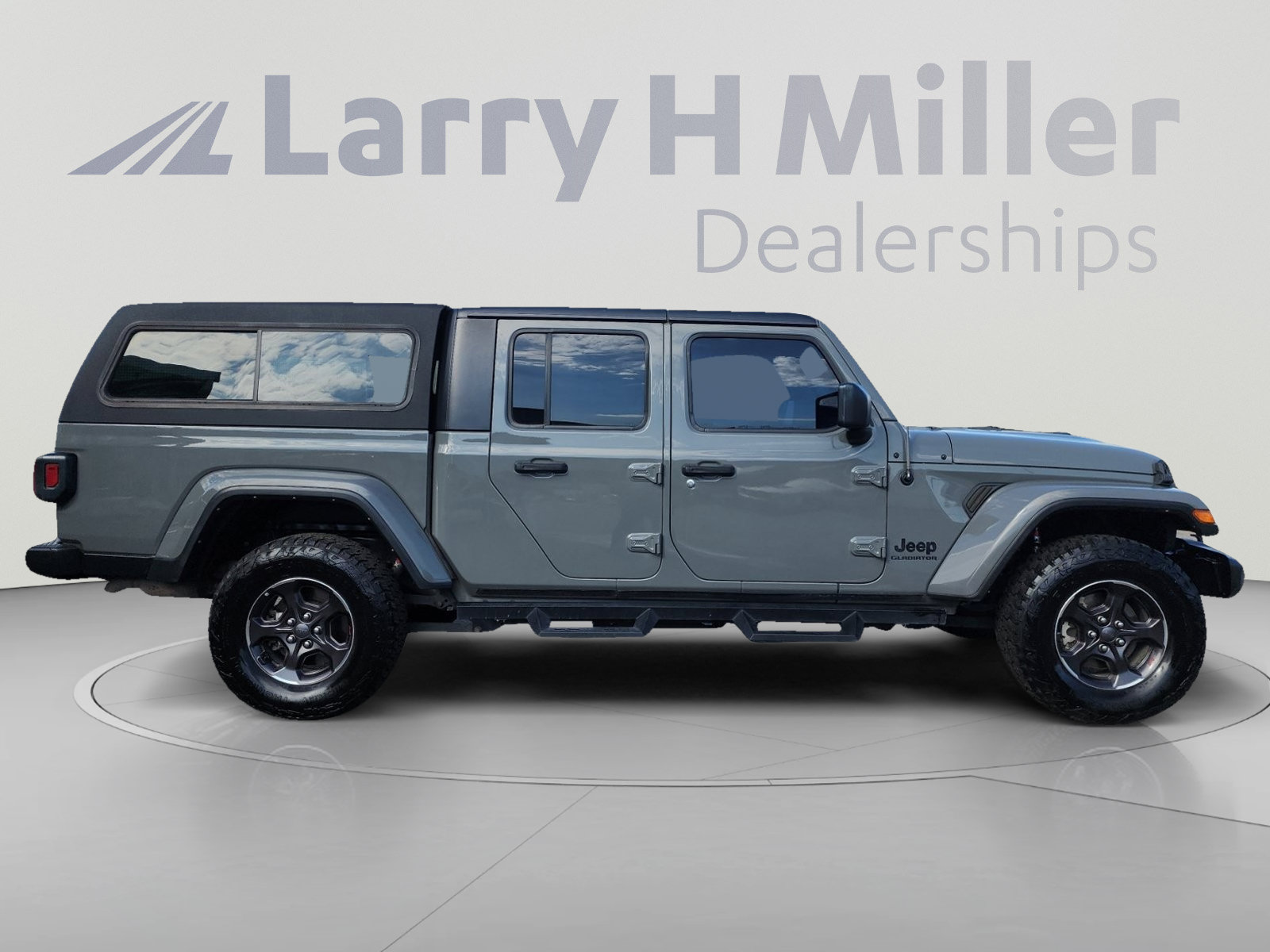 Used 2021 Jeep Gladiator Sport AWD/4WD image 6