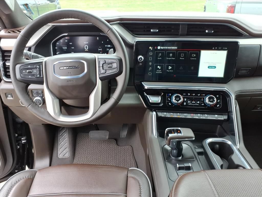 Used 2024 GMC Sierra 1500 Denali AWD/4WD image 21