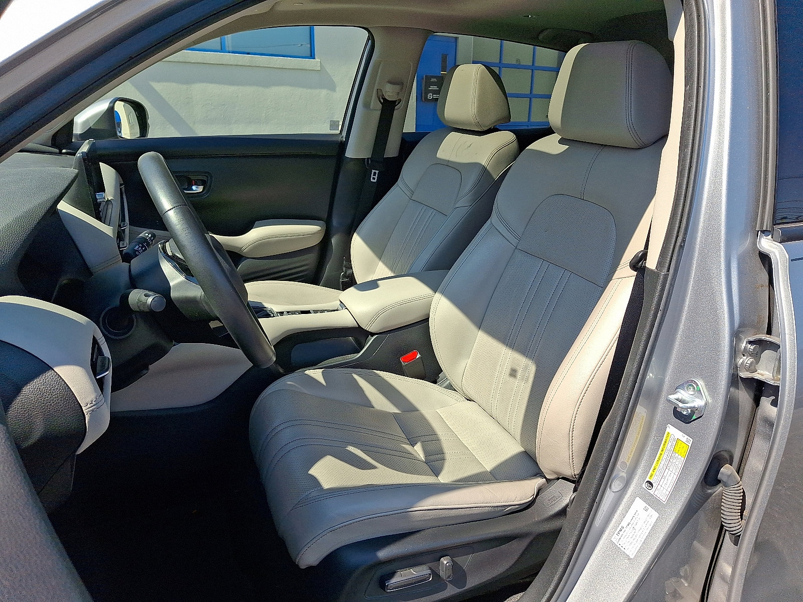 Certified 2024 Honda HR-V EX-L image 16