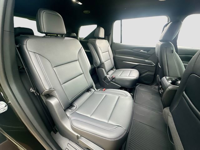 New 2026 Chevrolet Traverse LT w/ Midnight/Sport Edition FWD image 30