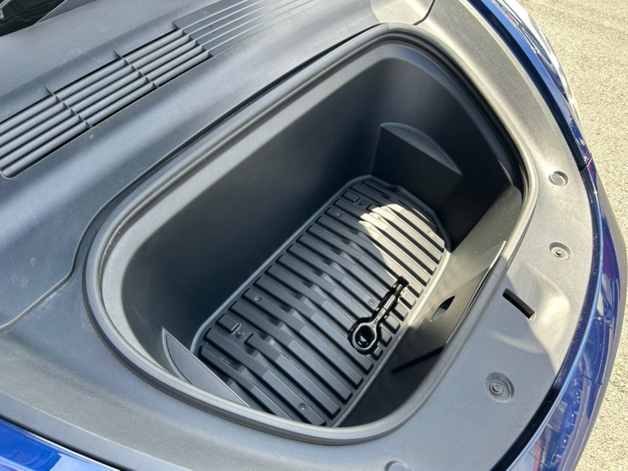 Used 2021 Tesla Model Y Long Range image 75