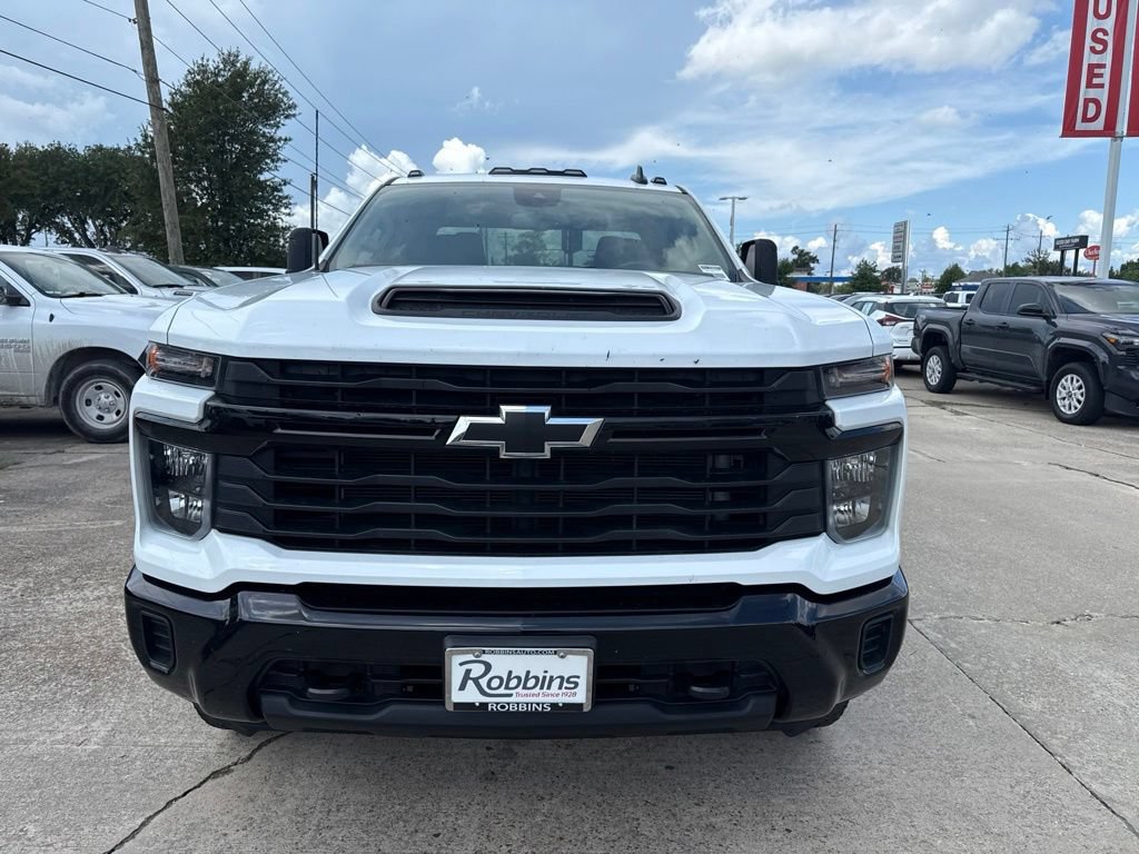 Used 2025 Chevrolet Silverado 2500 Custom AWD/4WD image 12
