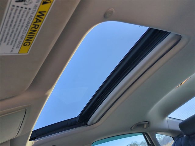 Used 2018 Honda Accord Touring image 19