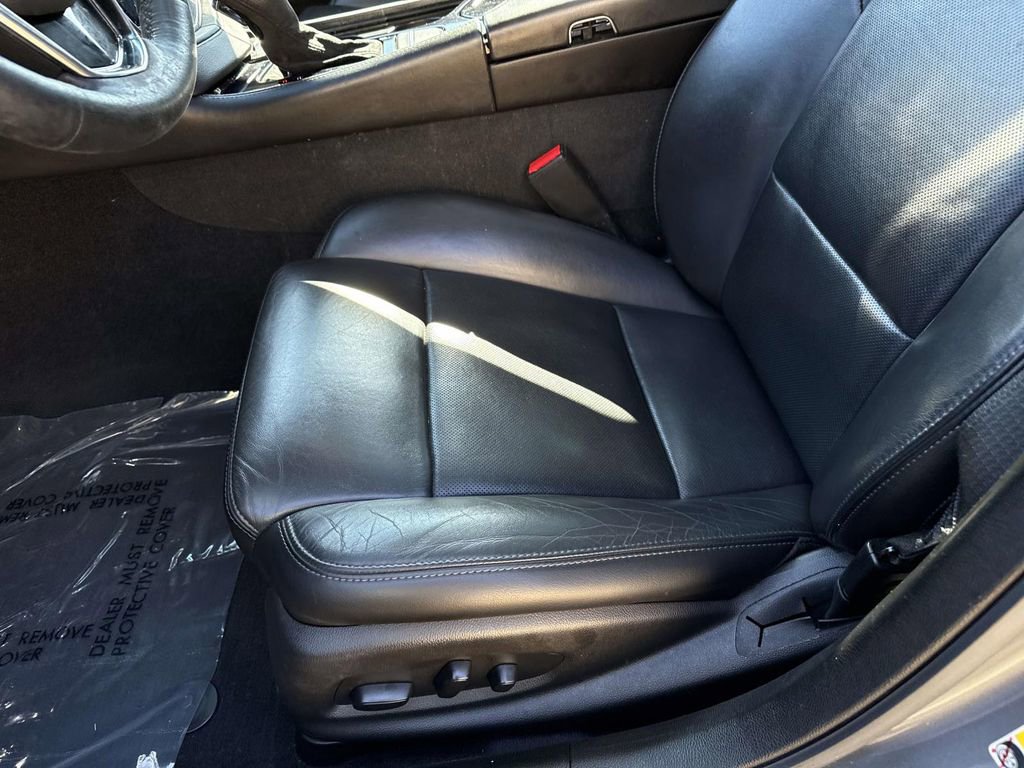 Used 2019 Cadillac CTS 2.0L Turbo w/ Seating Package image 29