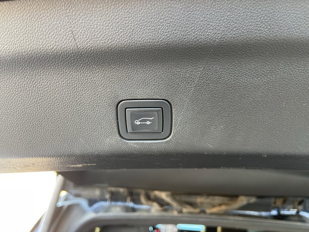 Used 2021 Chevrolet Tahoe LT image 10