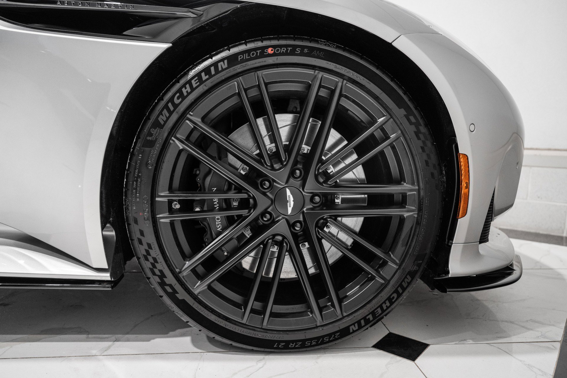 New 2026 Aston Martin DB12 Volante image 46