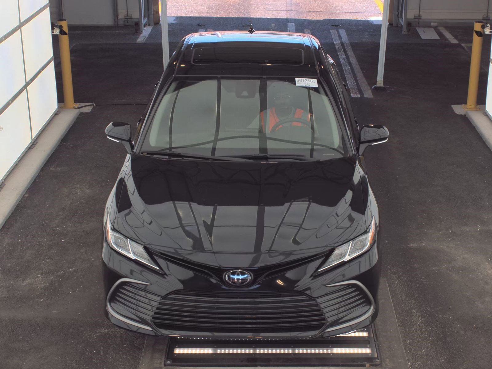 Used 2024 Toyota Camry LE w/ Convenience Package FWD image 2