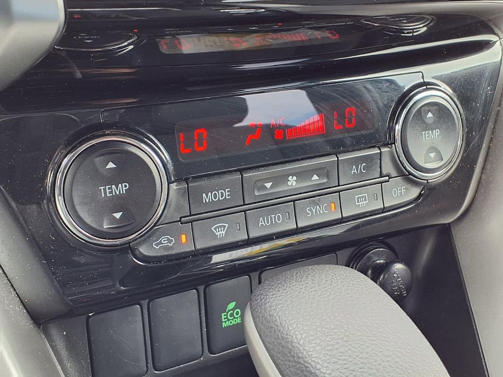 Used 2024 Mitsubishi Eclipse Cross SE image 26