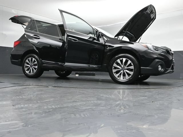 Used 2019 Subaru Outback 2.5i Touring w/ Popular Package #3A AWD/4WD image 54