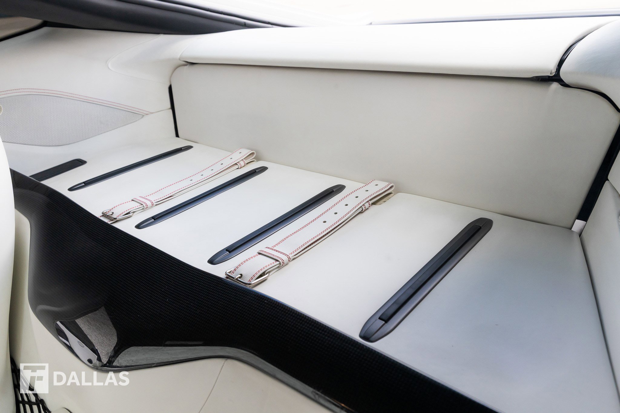 Used 2014 Ferrari F12 Berlinetta image 36