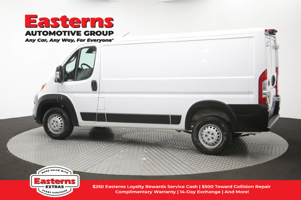 Used 2025 RAM ProMaster 2500 w/ Convenience Group FWD image 57