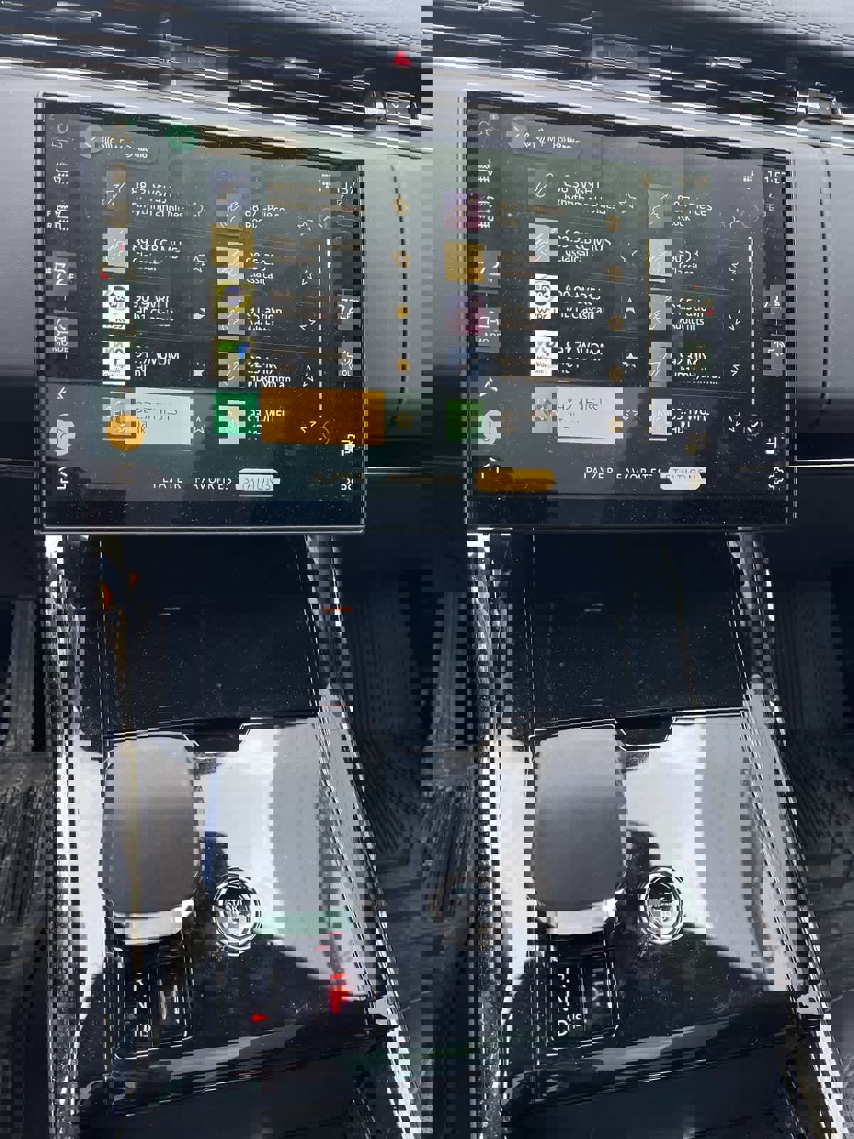 Used 2024 Land Rover Range Rover Sport SE image 21