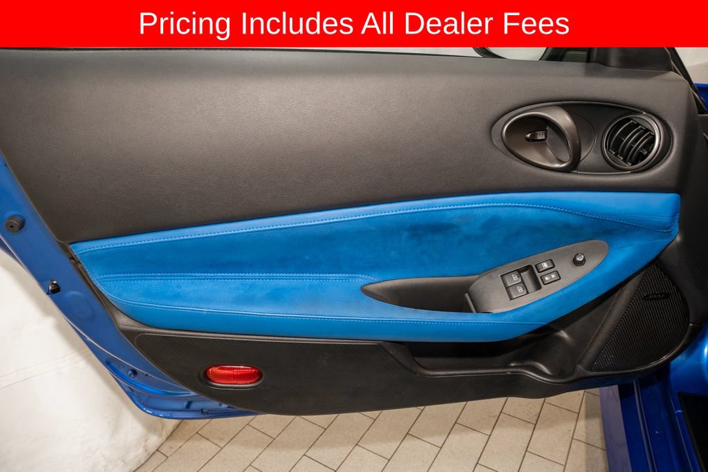 Certified 2025 Nissan Z Performance w/ Floor Mat Package RWD image 13