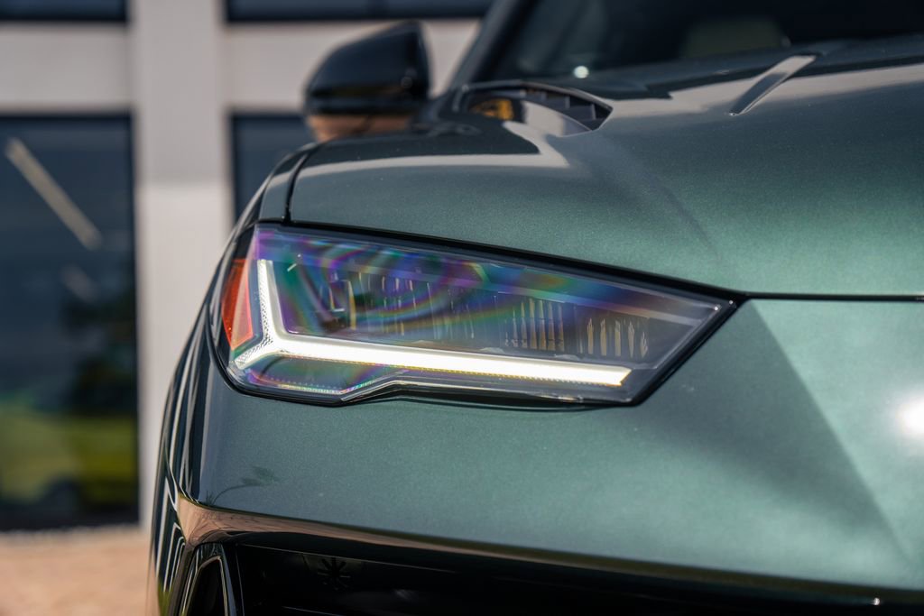 Used 2024 Lamborghini Urus S AWD/4WD image 9