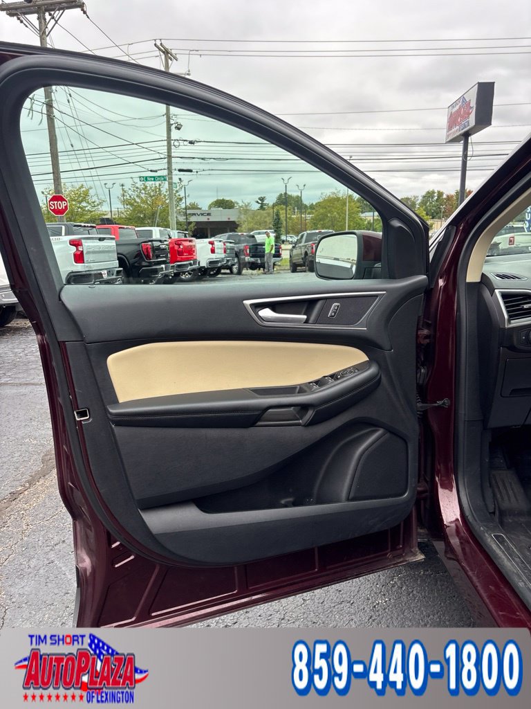 Used 2022 Ford Edge SEL w/ Convenience Package AWD/4WD image 12